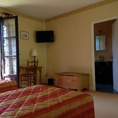 Le Relais Du Touron 3*