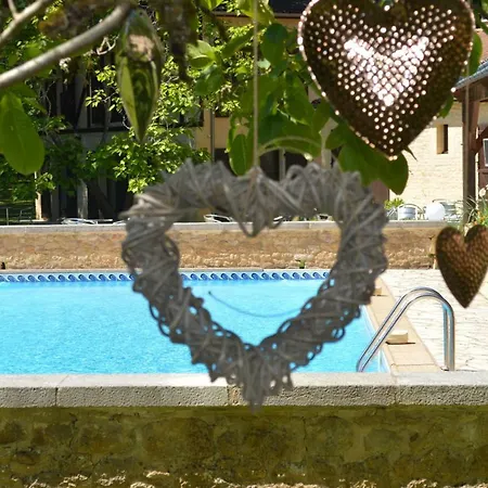 Le Relais Du Touron Hotel