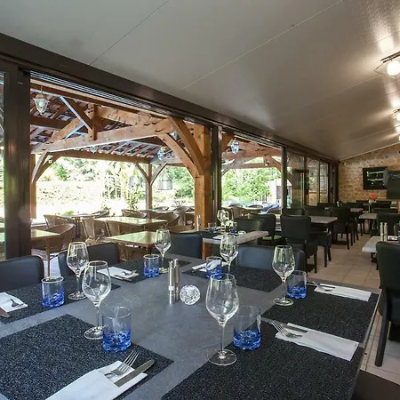 Le Relais Du Touron 3*
